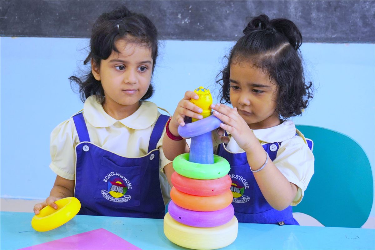 Pre-primary hands-on learning at Scholars' Home, Gomti Nagar